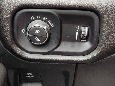 Used 2025 RAM 1500 Classic Warlock AWD/4WD image 26