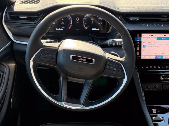 New 2026 Jeep Grand Cherokee Limited w/ Limited Altitude Package AWD/4WD image 38
