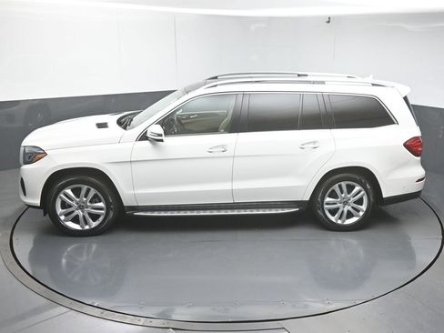 Used 2018 Mercedes-Benz GLS 450 4MATIC w/ Premium Package image 47