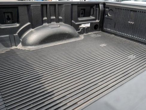 Used 2018 Ford F250 XLT AWD/4WD image 9