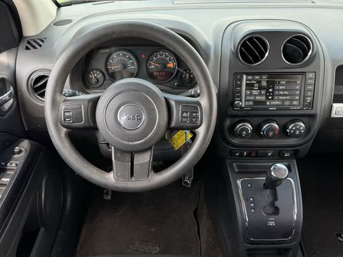 Used 2015 Jeep Compass Sport w/ Power Value Group FWD image 11