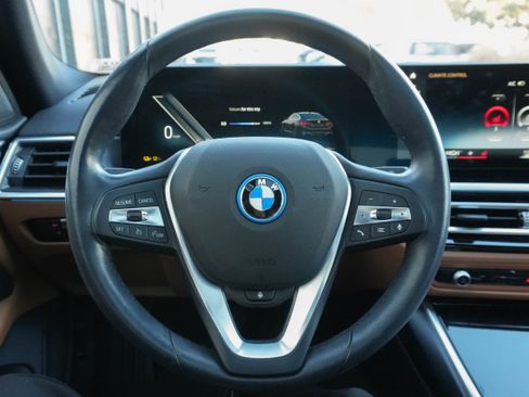 Certified 2023 BMW i4 eDrive35 w/ Premium Package image 15
