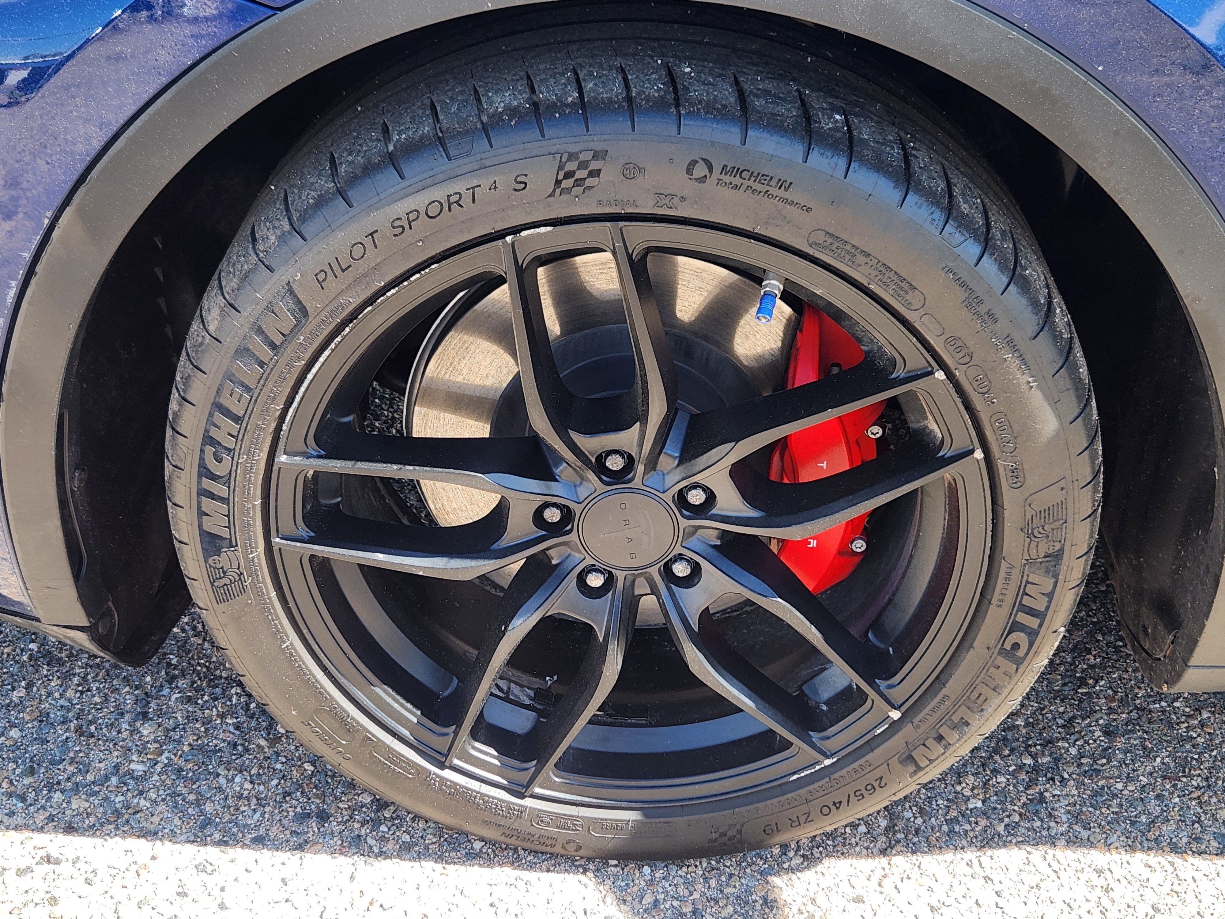 Used 2022 Tesla Model Y Performance AWD/4WD image 7