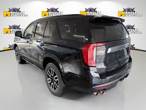 Used 2024 GMC Yukon AT4 w/ Technology Package image 6