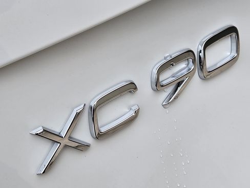 New 2026 Volvo XC90 B6 Ultra image 14