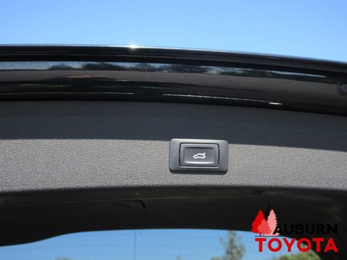 Used 2014 Audi SQ5 Premium Plus image 8