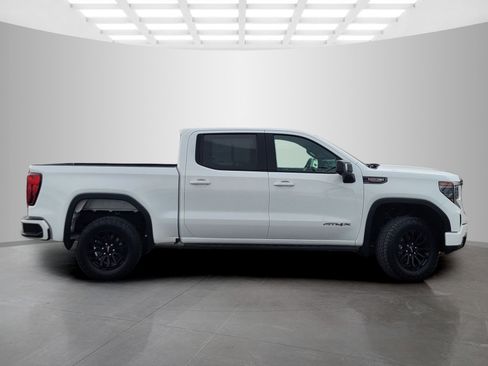 Used 2022 GMC Sierra 1500 AT4X image 3