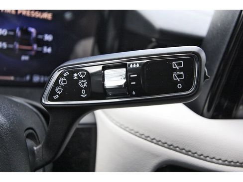 Used 2025 Lincoln Aviator 2WD image 18