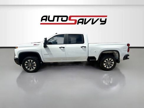 Used 2025 Chevrolet Silverado 2500 Custom w/ Custom Convenience Package AWD/4WD image 4