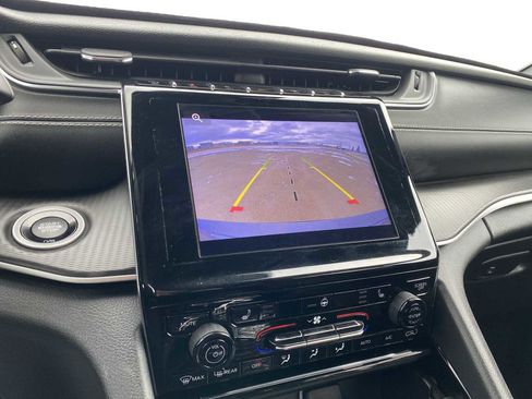 Certified 2023 Jeep Grand Cherokee L Laredo image 24