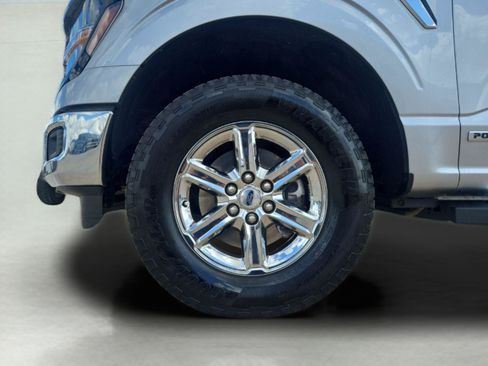 Used 2025 Ford F150 XLT w/ Equipment Group 301A Standard AWD/4WD image 11