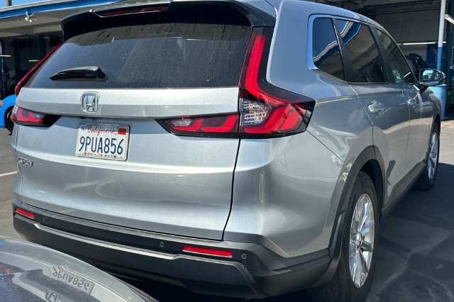 Used 2025 Honda CR-V EX-L image 5