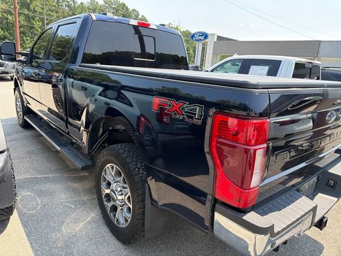 Used 2022 Ford F250 Lariat w/ Lariat Value Package AWD/4WD image 3