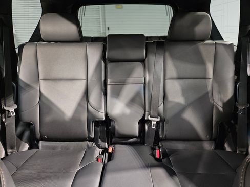 Used 2021 Lexus GX 460 Premium image 13