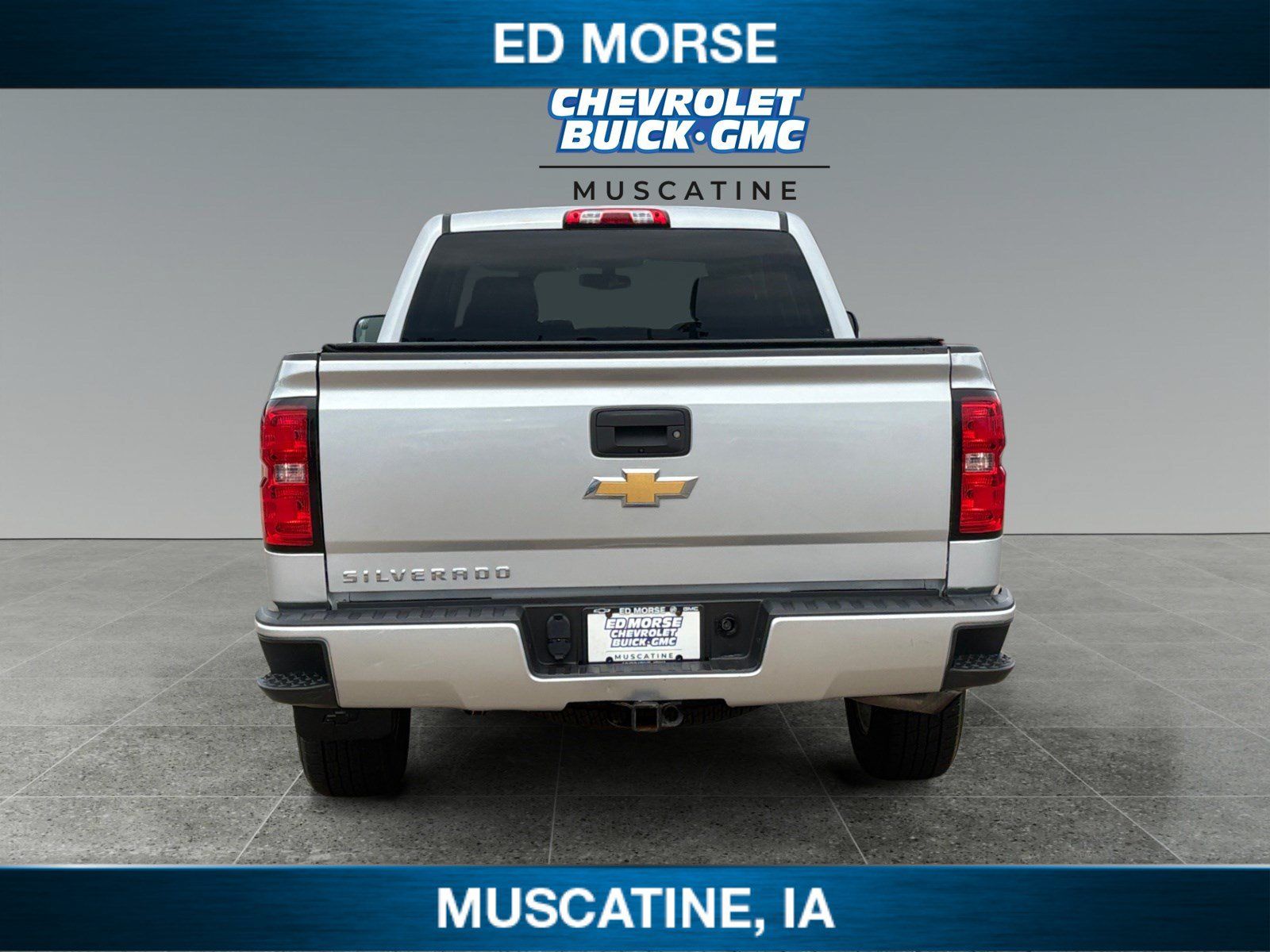 Used 2017 Chevrolet Silverado 1500 LT w/ All Star Edition AWD/4WD image 4