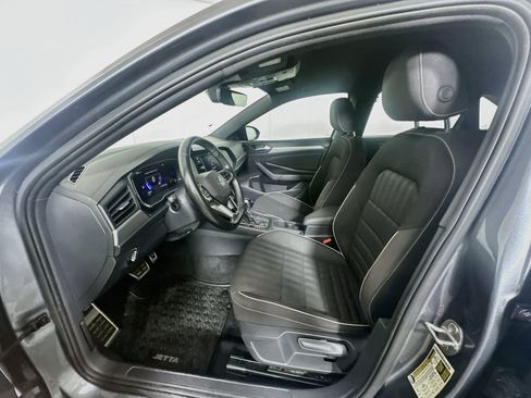 Used 2024 Volkswagen Jetta Sport FWD image 13