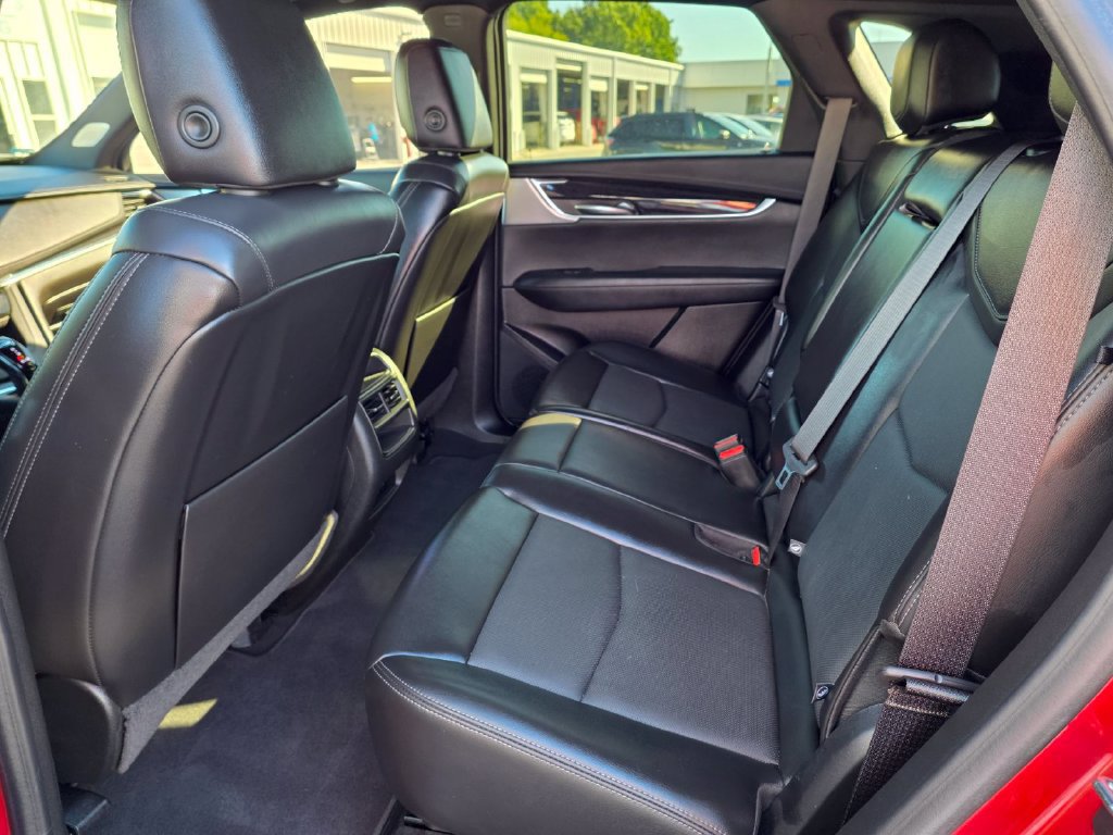 Used 2023 Cadillac XT5 Premium Luxury FWD image 29