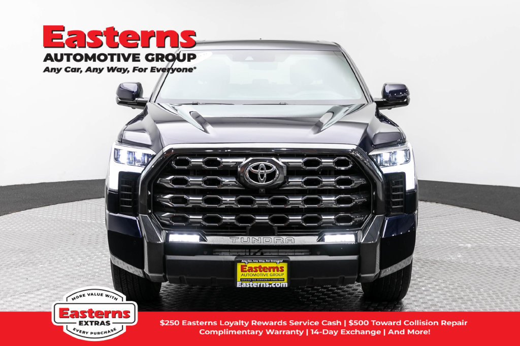 Used 2023 Toyota Tundra Platinum AWD/4WD image 3