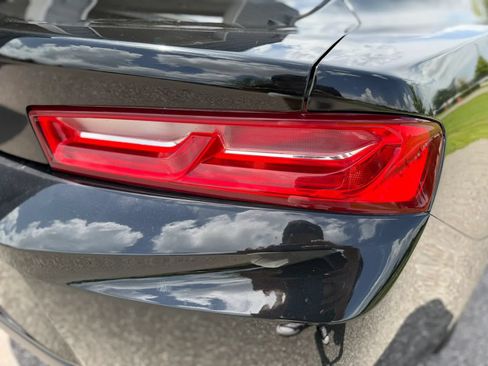 Used 2017 Chevrolet Camaro LT RWD image 20