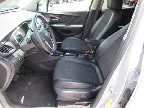 Used 2021 Buick Encore Preferred w/ Safety Package AWD/4WD image 16