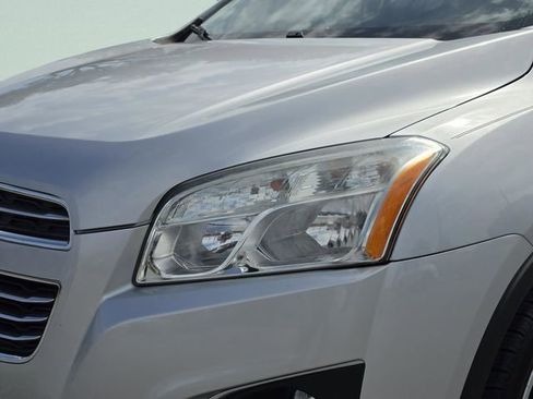 Used 2016 Chevrolet Trax LTZ FWD image 34