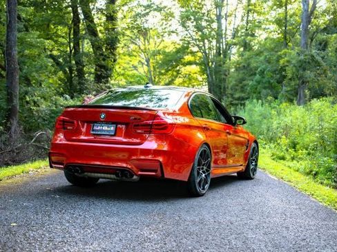 Used 2018 BMW M3 RWD image 8