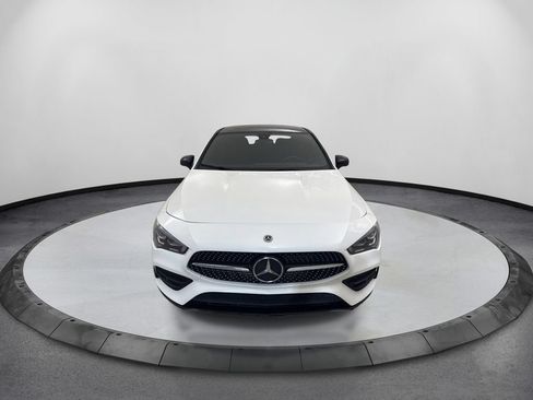 Used 2023 Mercedes-Benz CLA 250 4MATIC image 2