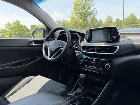 Used 2019 Hyundai Tucson Sport FWD image 22