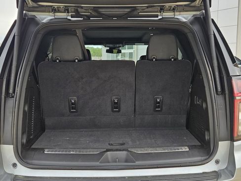 Used 2024 Chevrolet Tahoe RST w/ Luxury Package image 40