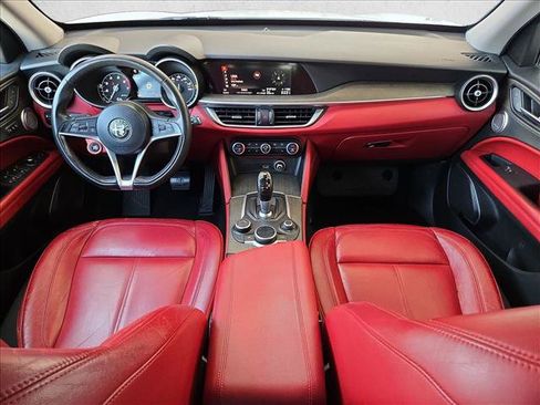 Used 2019 Alfa Romeo Stelvio Ti AWD/4WD image 17