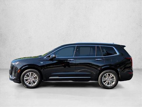 Used 2024 Cadillac XT6 Luxury FWD image 8