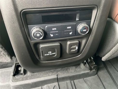 Used 2021 Buick Enclave Avenir w/ Avenir Technology Package image 14