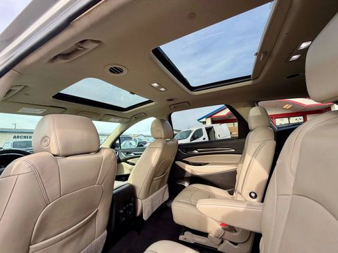 Used 2020 Buick Enclave Essence w/ Sport Touring Edition AWD/4WD image 15