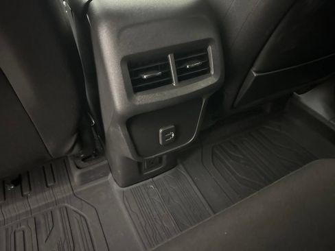 Used 2023 GMC Terrain SLE w/ Driver Convenience Package FWD image 36