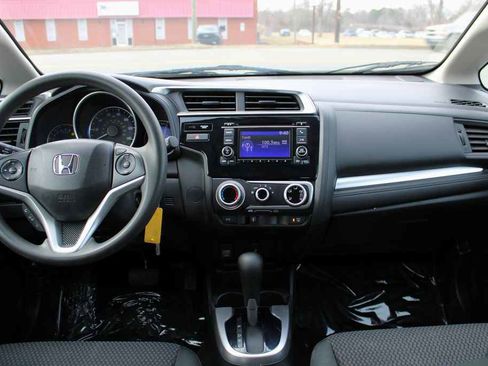 Used 2020 Honda Fit LX image 11