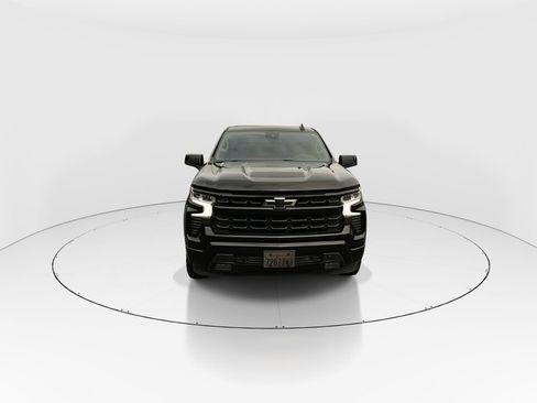 Used 2024 Chevrolet Silverado 1500 RST AWD/4WD image 3