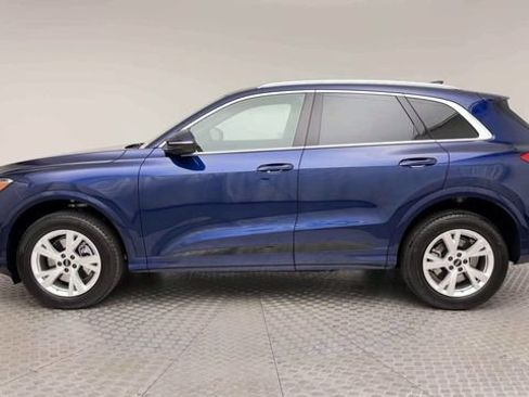 Used 2025 Audi Q5 Premium w/ Convenience Package AWD/4WD image 5