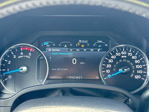 Used 2017 Ford F250 Platinum w/ Platinum Ultimate Package AWD/4WD image 34