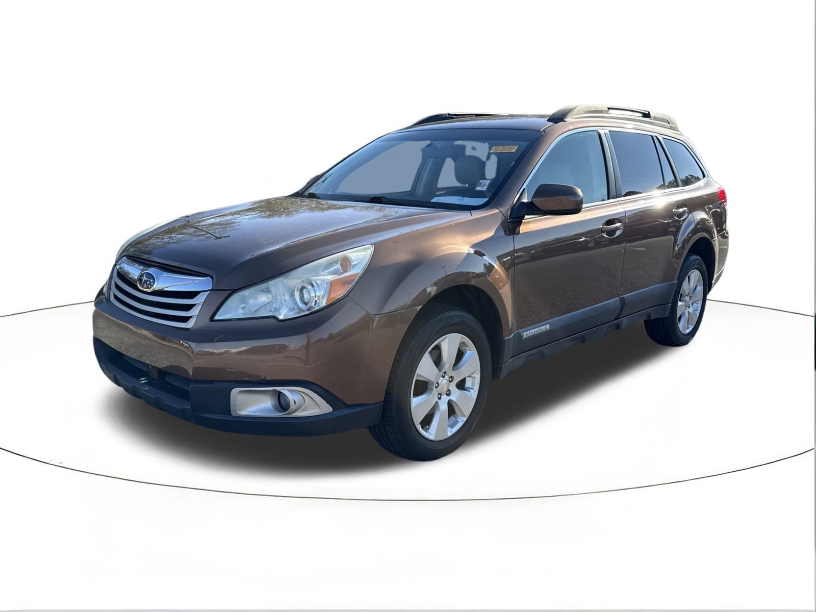 Used 2011 Subaru Outback 2.5i Premium w/ All-Weather Pkg AWD/4WD image 7