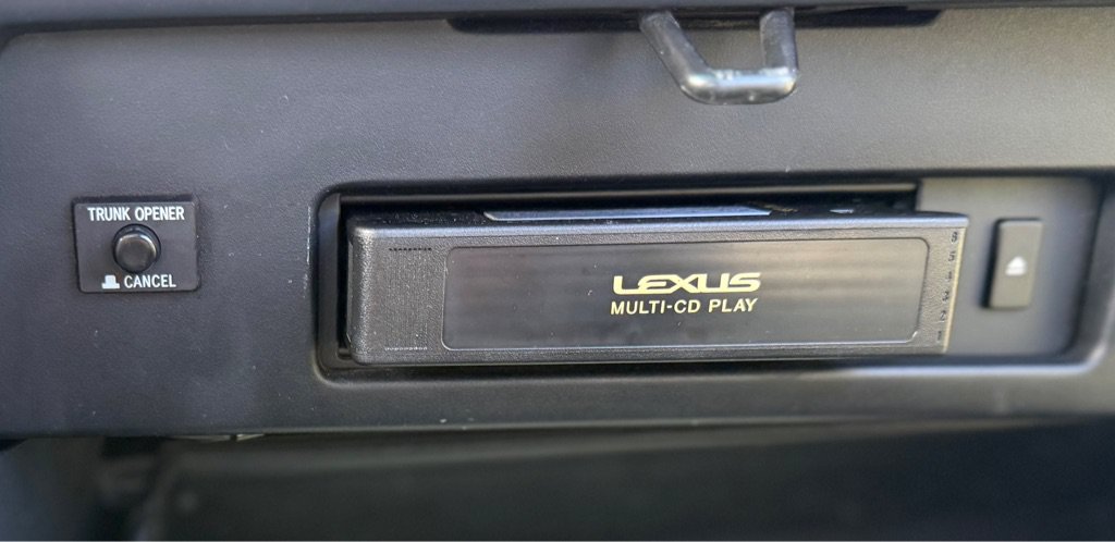 Used 1998 Lexus ES 330 w/ Leather Trim Pkg FWD image 12