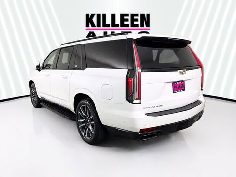 Used 2023 Cadillac Escalade ESV Sport w/ Touring Package RWD image 5