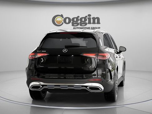 Used 2026 Mercedes-Benz GLC 300 image 16