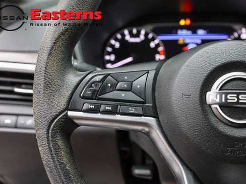 Used 2023 Nissan Altima 2.5 SV AWD/4WD image 15