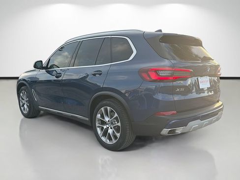 Used 2022 BMW X5 xDrive40i w/ Premium Package AWD/4WD image 5