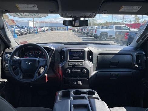 Used 2020 Chevrolet Silverado 1500 Custom Trail Boss AWD/4WD image 13