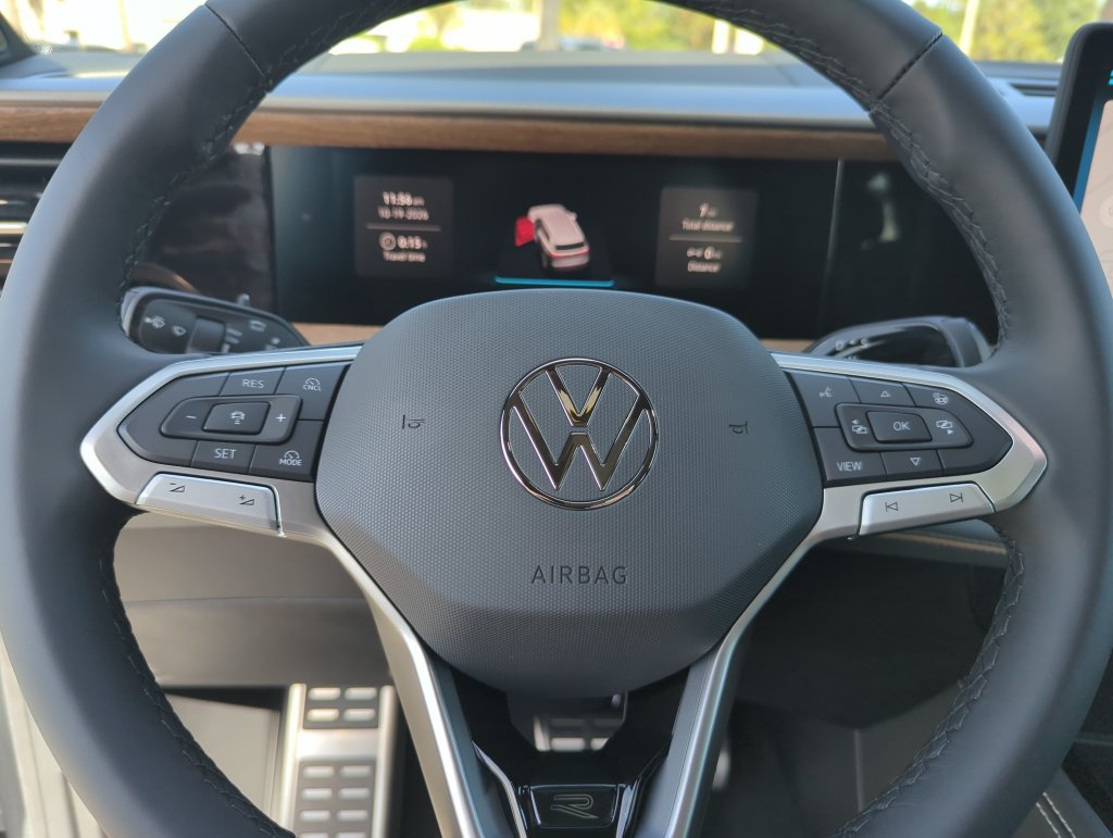 New 2027 Volkswagen Atlas SEL R-Line AWD/4WD image 42