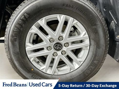 Used 2023 Toyota Tundra SR5 w/ SR5 Convenience Package AWD/4WD image 36