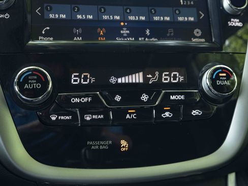 Used 2019 Nissan Murano SV AWD/4WD image 32