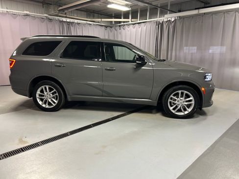 Used 2025 Dodge Durango GT image 8
