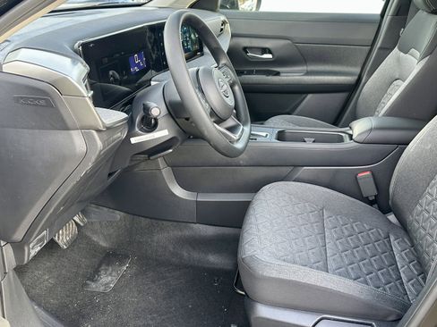 New 2026 Nissan Kicks SV image 27